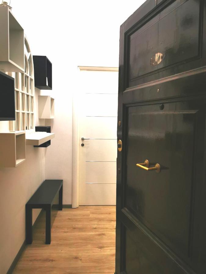 Cinema House 2 Bed & Breakfast โรม ภายนอก รูปภาพ